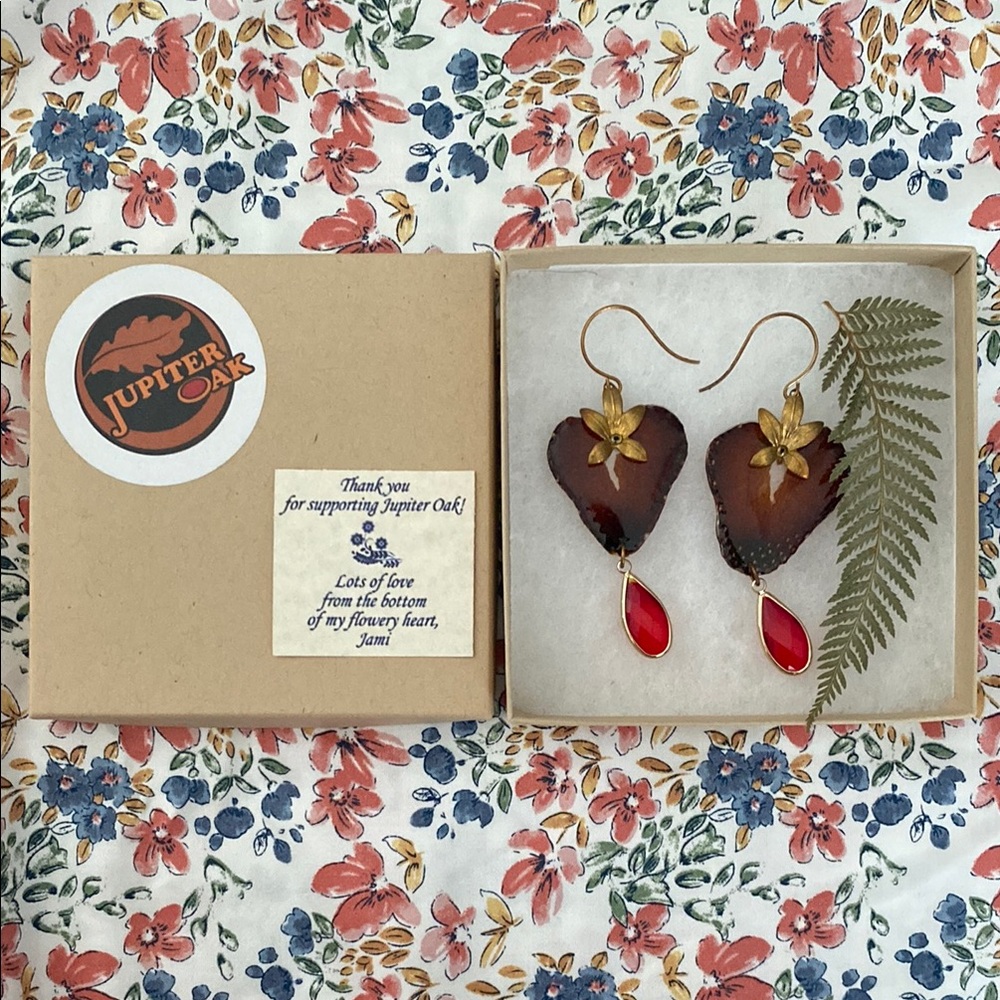 Jupiter Oak Strawberry Slice Earrings with Red Drops